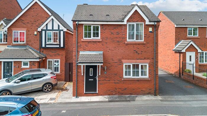 2 Bedroom Detached House For Sale In Harrison Close, Warrington, WA1
