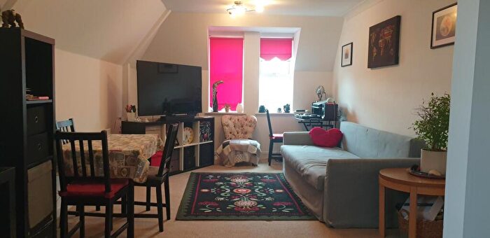 2 Bedroom Apartment To Rent In West End Road, Ruislip, HA4