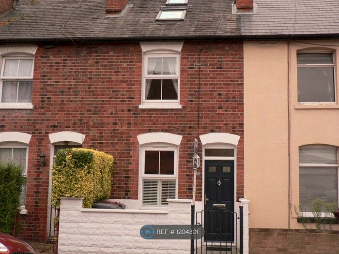 3 Bedroom Terraced House To Rent In York Road, Reading, RG1