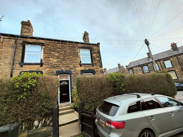 2 Bedroom End Of Terrace House To Rent In Park Parade, Morley, Leeds, Uk, LS27