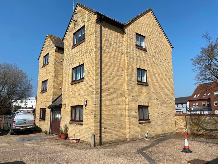 1 Bedroom Apartment To Rent In Mildmay Road, Chelmsford, CM2