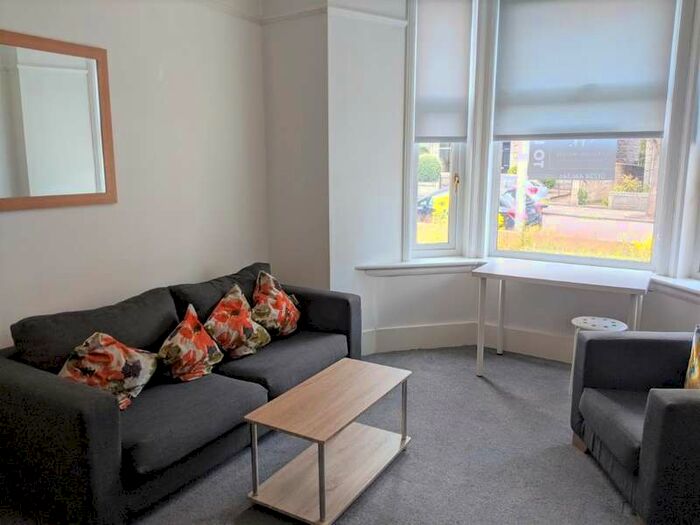3 Bedroom Flat To Rent In Clifton Road, Hilton, Aberdeen, AB24