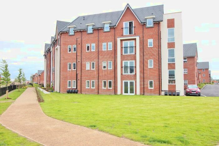 2 Bedroom Flat To Rent In Bramble Court, Kew, Southport, PR8