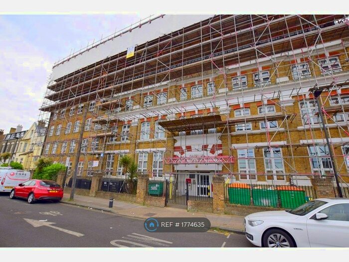 2 Bedroom Flat To Rent In Gazelle House, London, E15