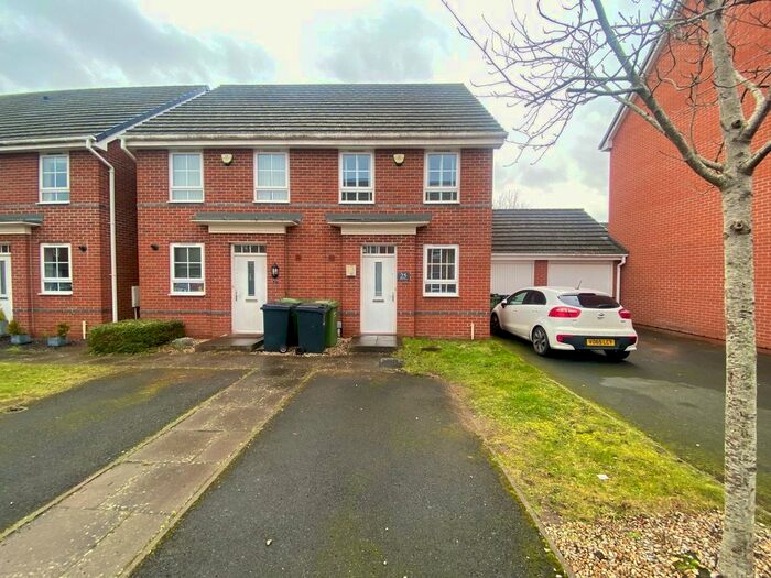 2 Bedroom Property To Rent In Willis Place, Worcester, WR2