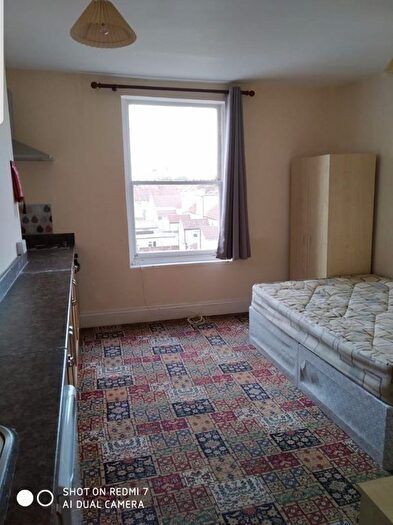 1 Bedroom Flat To Rent In Gloucester Road, Avonmouth, Bristol, BS11