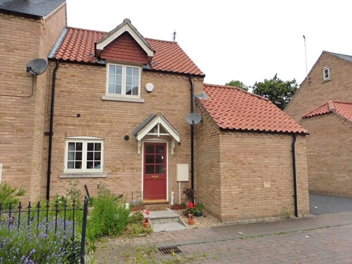 2 Bedroom Property To Rent In Muntjac Close, Peterborough, PE3
