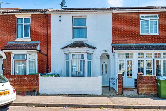 3 Bedroom Terraced House For Sale In Northumberland Road, Southampton, Hampshire, SO14