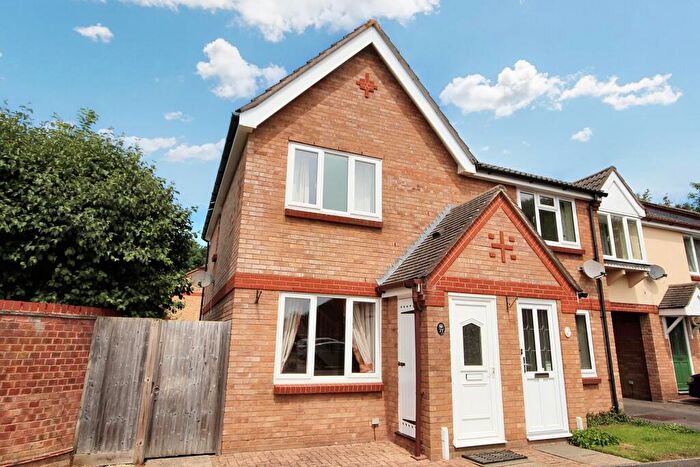 2 Bedroom Semi-Detached House To Rent In Winnet Way, Southwater, RH13