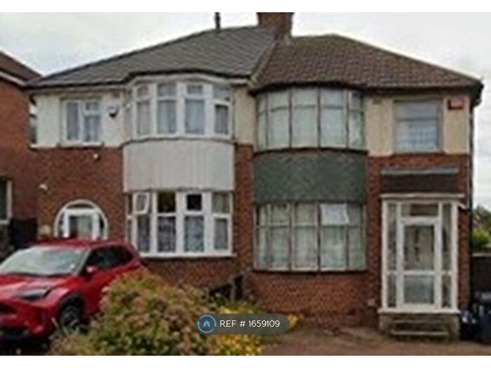 3 Bedroom Semi-Detached House To Rent In Coleraine Road, Birmingham, B42