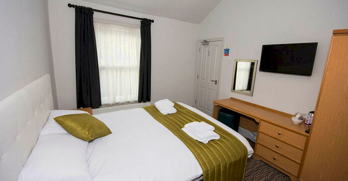 1 Bedroom Apartment To Rent In Garland Road, Harwich, CO12