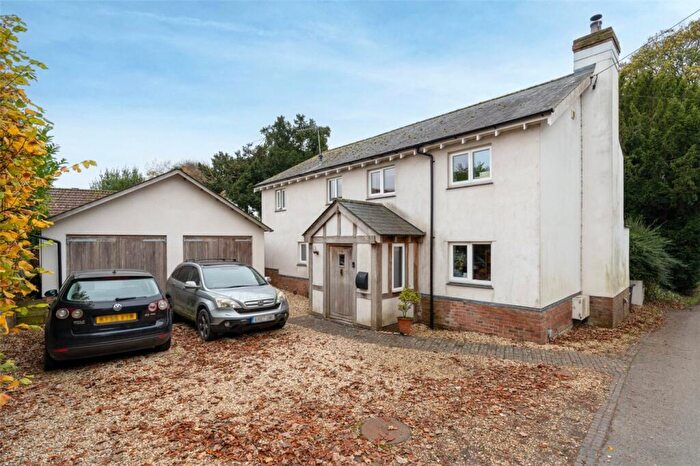 4 Bedroom Detached House For Sale In The Hollow, Sixpenny Handley, Salisbury, SP5