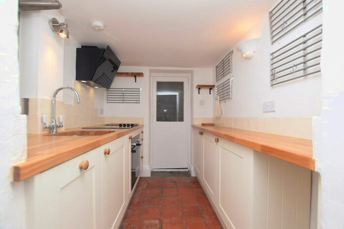 1 Bedroom Apartment To Rent In Richmond Road, Montpelier, BS6