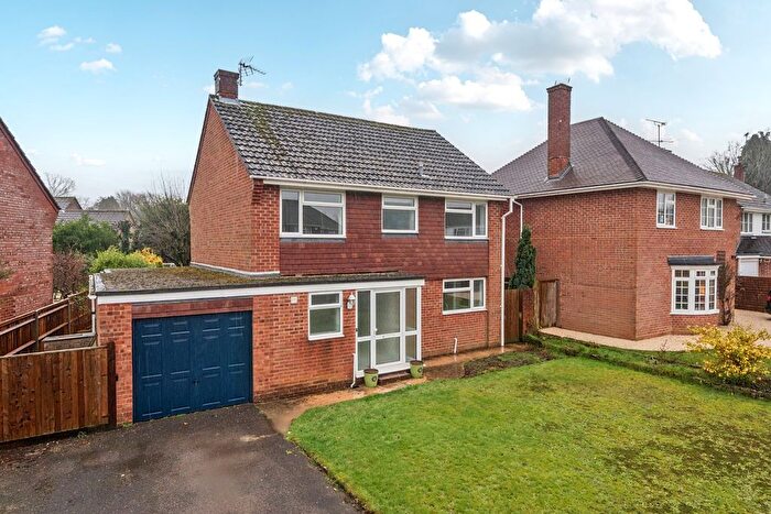 4 Bedroom Detached House For Sale In Chiddingfold, Godalming, Surrey, GU8