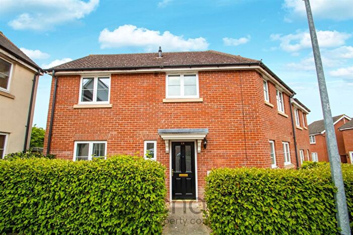 3 Bedroom End Of Terrace House To Rent In Dickenson Road, Colchester, CO4