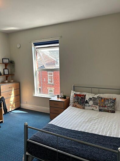 4 Bedroom House To Rent In Rosa Road, Sheffield, S10