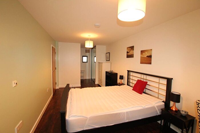2 Bedroom Flat To Rent In Allison Bank, Geoffrey Watling Way, NR1