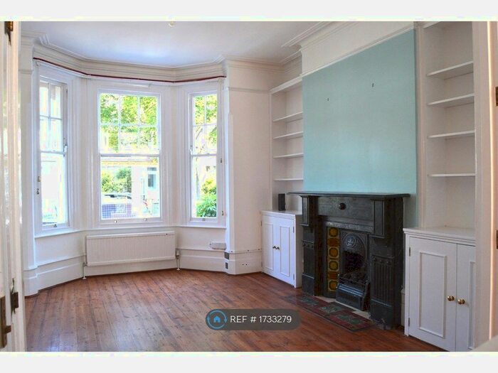 4 Bedroom Terraced House To Rent In Briarwood Road, London, SW4