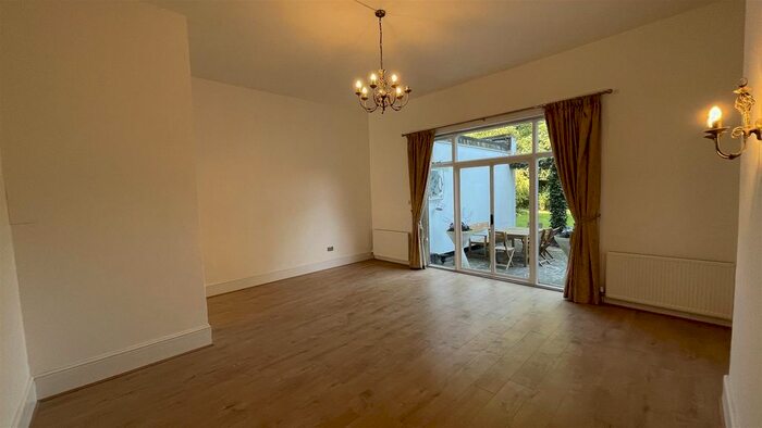 3 Bedroom Flat To Rent In Aberdare Gardens, South Hampstead, NW6