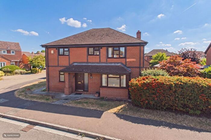 4 Bedroom Detached House For Sale In The Pasture, Somersham, Huntingdon, Cambridgeshire, PE28