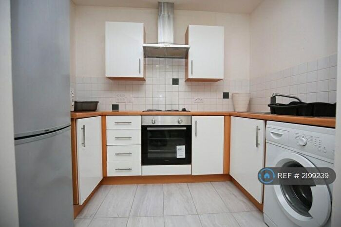 2 Bedroom Flat To Rent In Bodiam Hall, Coventry, CV1