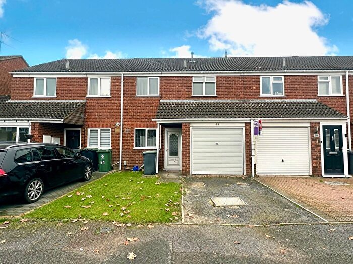 3 Bedroom Terraced House To Rent In Fir Tree Close, Bedford, MK45