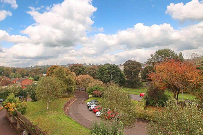 2 Bedroom Flat For Sale In Gadebury Heights, Hemel Hempstead, HP1