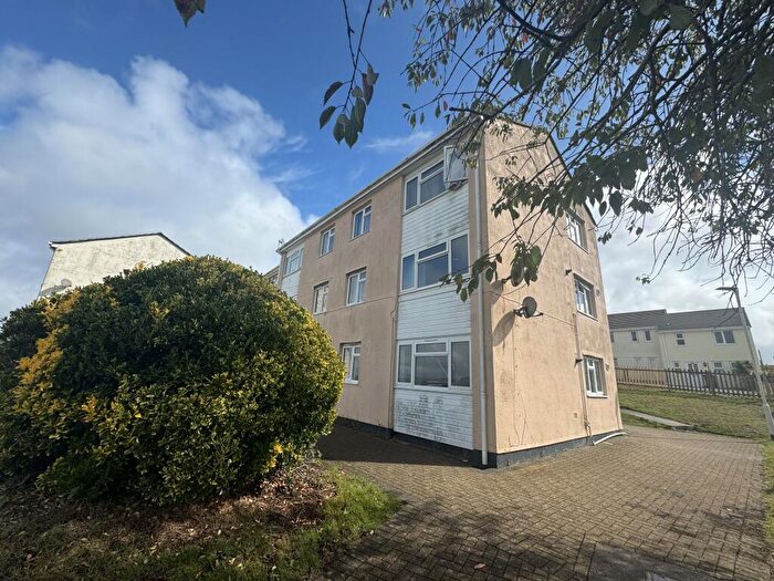 3 Bedroom Flat To Rent In Miers Close, Barne Barton, PL5