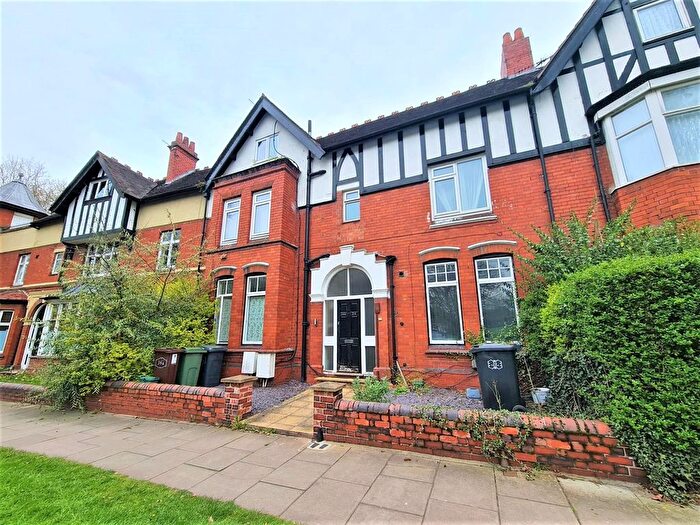 4 Bedroom Flat To Rent In Park Crescent, Wolverhampton, WV1
