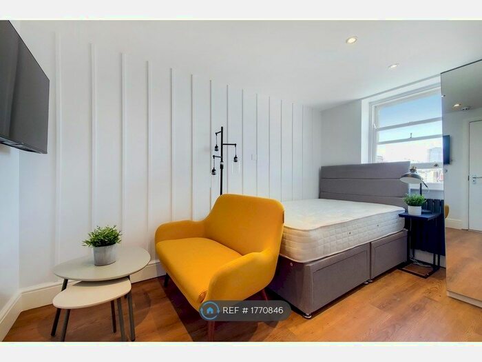 Studio To Rent In Gloucester Place, London, NW1