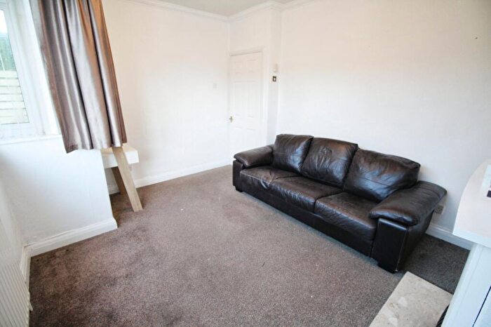 2 Bedroom Semi-Detached House For Sale In Foxwood Grove, Sheffield, South Yorkshire, S12