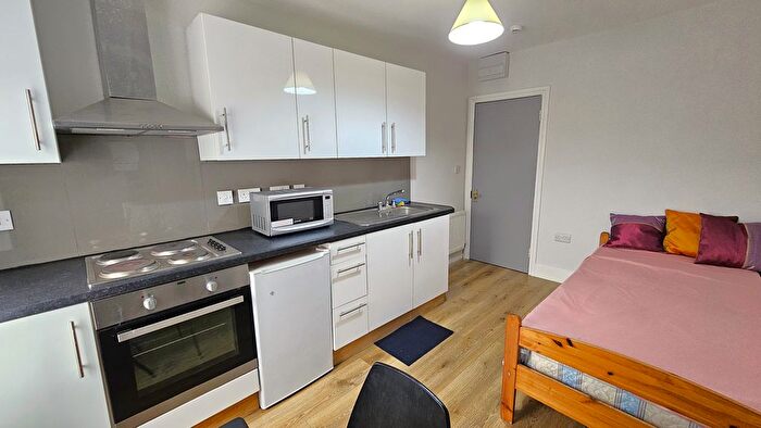 Studio To Rent In Hemstal Road, West Hampstead, NW6
