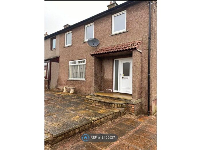 3 Bedroom Semi-Detached House To Rent In Maxwell Crescent, Cowdenbeath, KY4