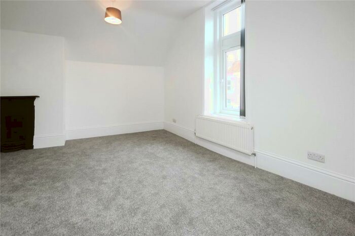 4 Bedroom End Of Terrace House To Rent In North Street, Bedminster, Bristol, BS3