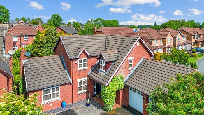 4 Bedroom Detached House For Sale In Stonecross Drive, Rainhill, L35