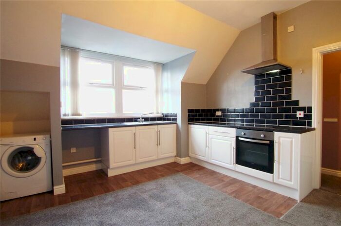 1 Bedroom Flat To Rent In Holderness Road, Hull, East Yorkshire HU8