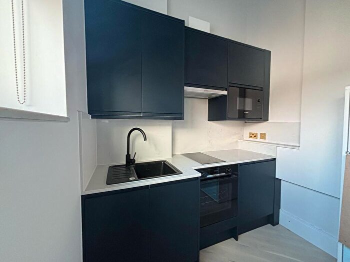 Studio To Rent In Arka House, High Road, Whetstone, London, N20