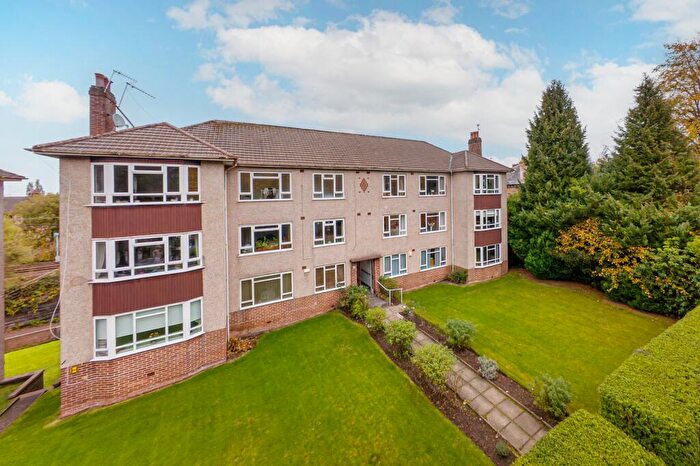 3 Bedroom Apartment For Sale In Corrour Road, Newlands, Glasgow, G43