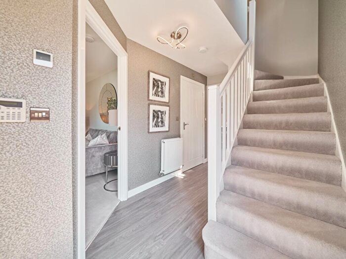 3 Bedroom Detached House For Sale In Anderson Way, Wick, Littlehampton, BN17