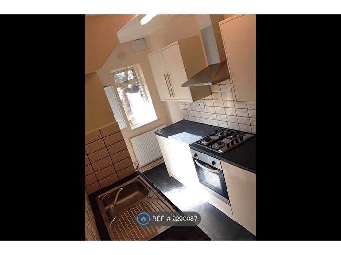 4 Bedroom Terraced House To Rent In Whittington Avenue, Hayes, UB4