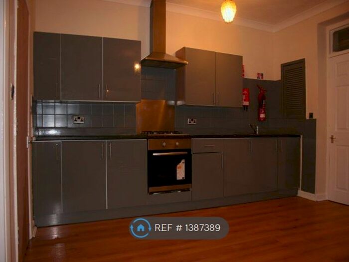 1 Bedroom Flat To Rent In Raymond Terrace, Treforest, CF37