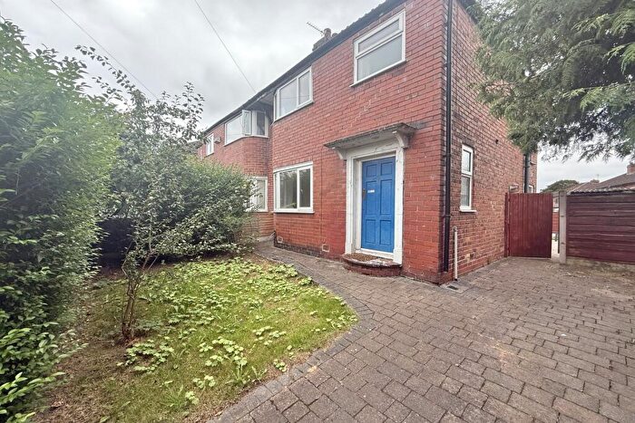 3 Bedroom Semi-Detached House To Rent In Maywood Avenue, Didsbury, M20