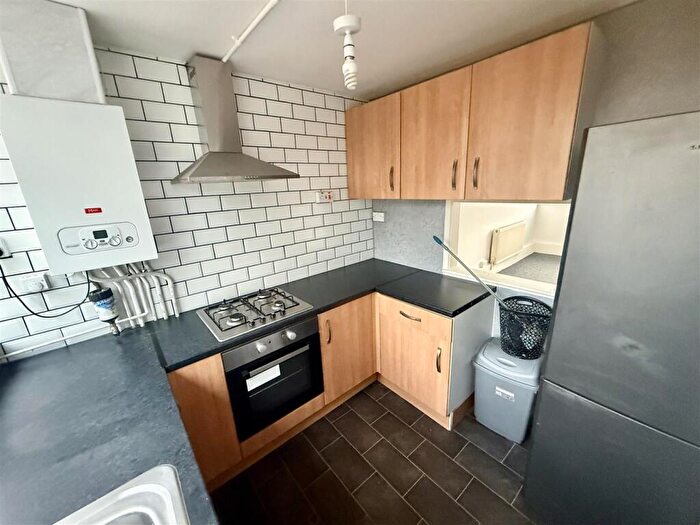 2 Bedroom Flat To Rent In Park Avenue, Hockley, B18