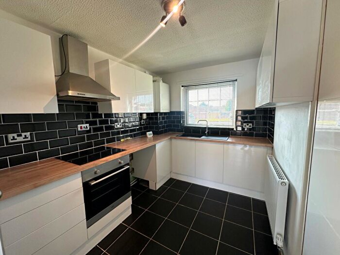 3 Bedroom End Of Terrace House To Rent In Litton Road, Mansfield Woodhouse, NG19