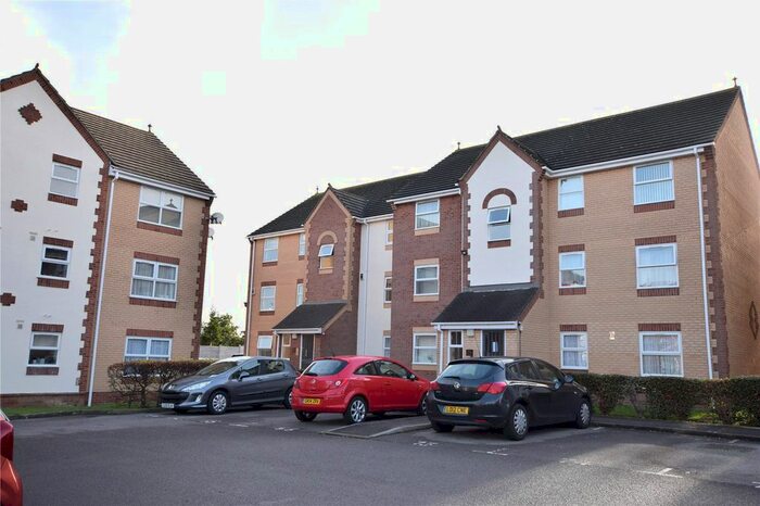 1 Bedroom Flat To Rent In Burns Avenue, Chadwell Heath, Romford, Essex, RM6