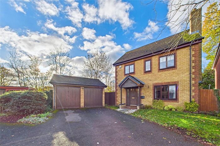 4 Bedroom Detached House For Sale In Woodward Close, Winnersh, Wokingham, Berkshire, RG41