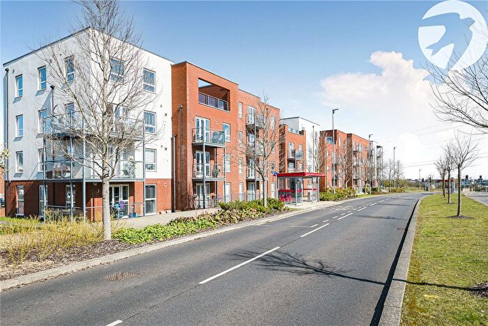 1 Bedroom Flat For Sale In Lett Lane, Castle Hill, Ebbsfleet Garden City, Kent, DA10