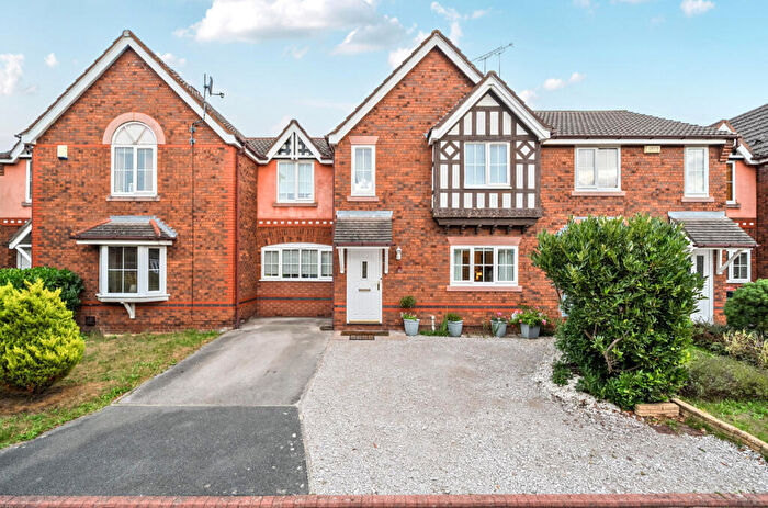 3 Bedroom Terraced House For Sale In Benton Drive, Chester, Cheshire, CH2