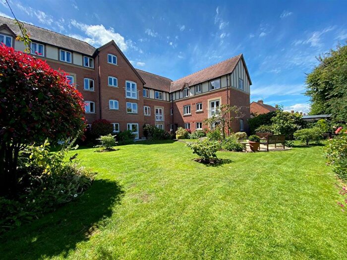 2 Bedroom Flat For Sale In Flat, Santler Court Worcester Road, Malvern, WR14
