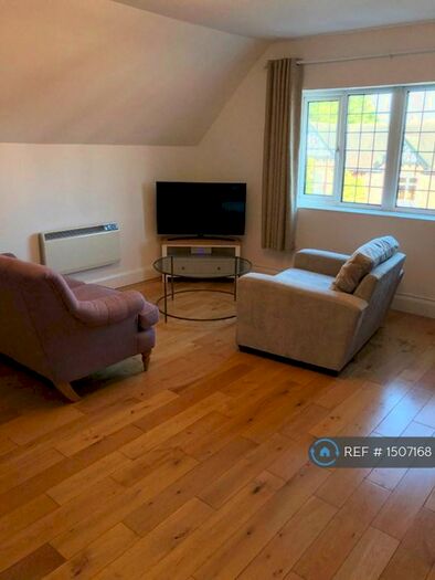 2 Bedroom Flat To Rent In Musters Road, West Bridgford, Nottingham, NG2